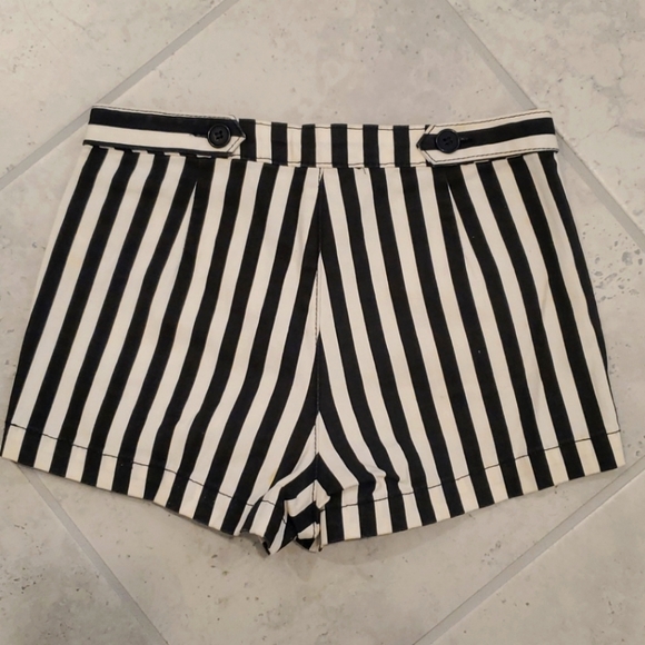 I LOVE H81 size 25 striped shorts - Picture 2 of 3